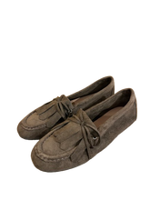 Carica l'immagine nel visualizzatore di Gallery, MOCASSINO SUEDE FRANGIA 2842