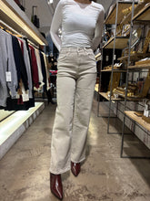 Carica l'immagine nel visualizzatore di Gallery, JEANS STRIGHT MS2187