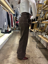 Carica l'immagine nel visualizzatore di Gallery, JEANS STUDD JF359B
