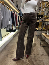 Carica l'immagine nel visualizzatore di Gallery, JEANS STUDD JF359B